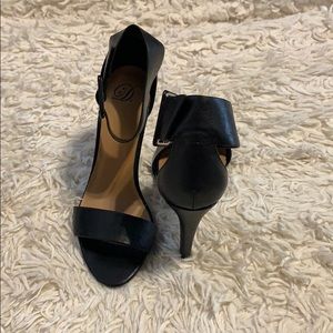 Women heel sandals